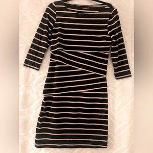 J. McLaughlin size small